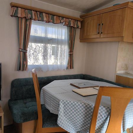 L&G Family Holidays 8 Berth Sealands Familys Only And The Lead Person Must Be Over 30 (Adults Only) อินโกลด์เมลส์ ภายนอก รูปภาพ